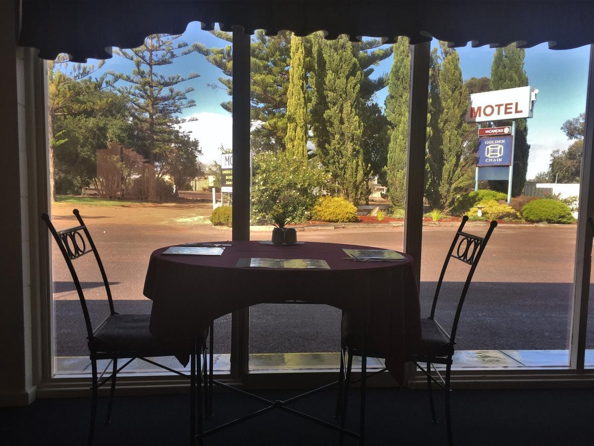 Ceduna Motor Inn Bagian luar foto