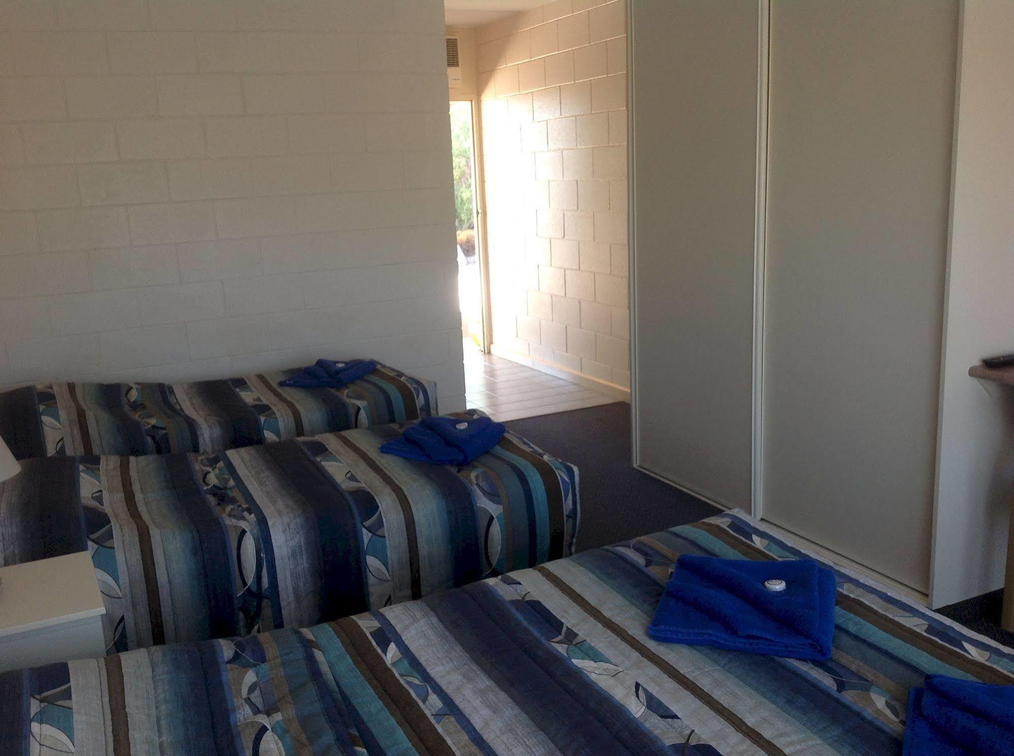 Ceduna Motor Inn Bagian luar foto